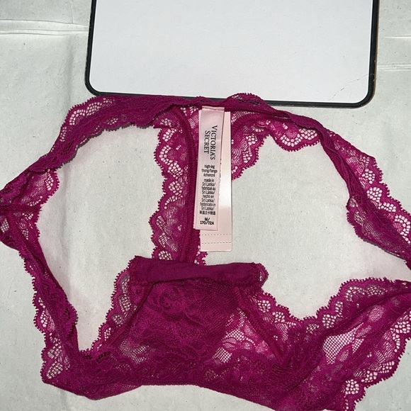 (M) Victoria's Secret VERY SEXY Rose Lace High-Leg Thong Panty - Picture 6 of 10